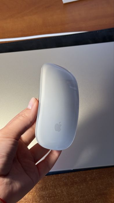 Magic mouse для Macbook білого кольору