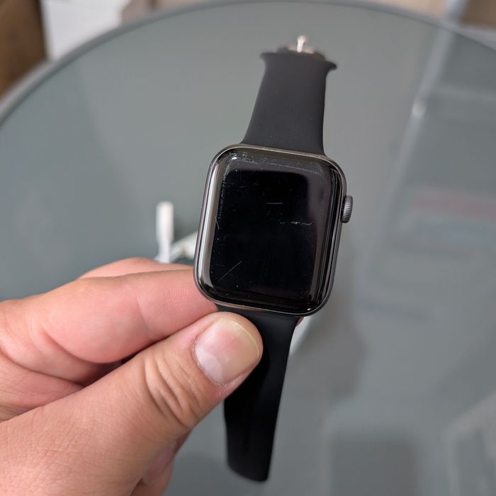 Apple Watch 4 44mm LTE