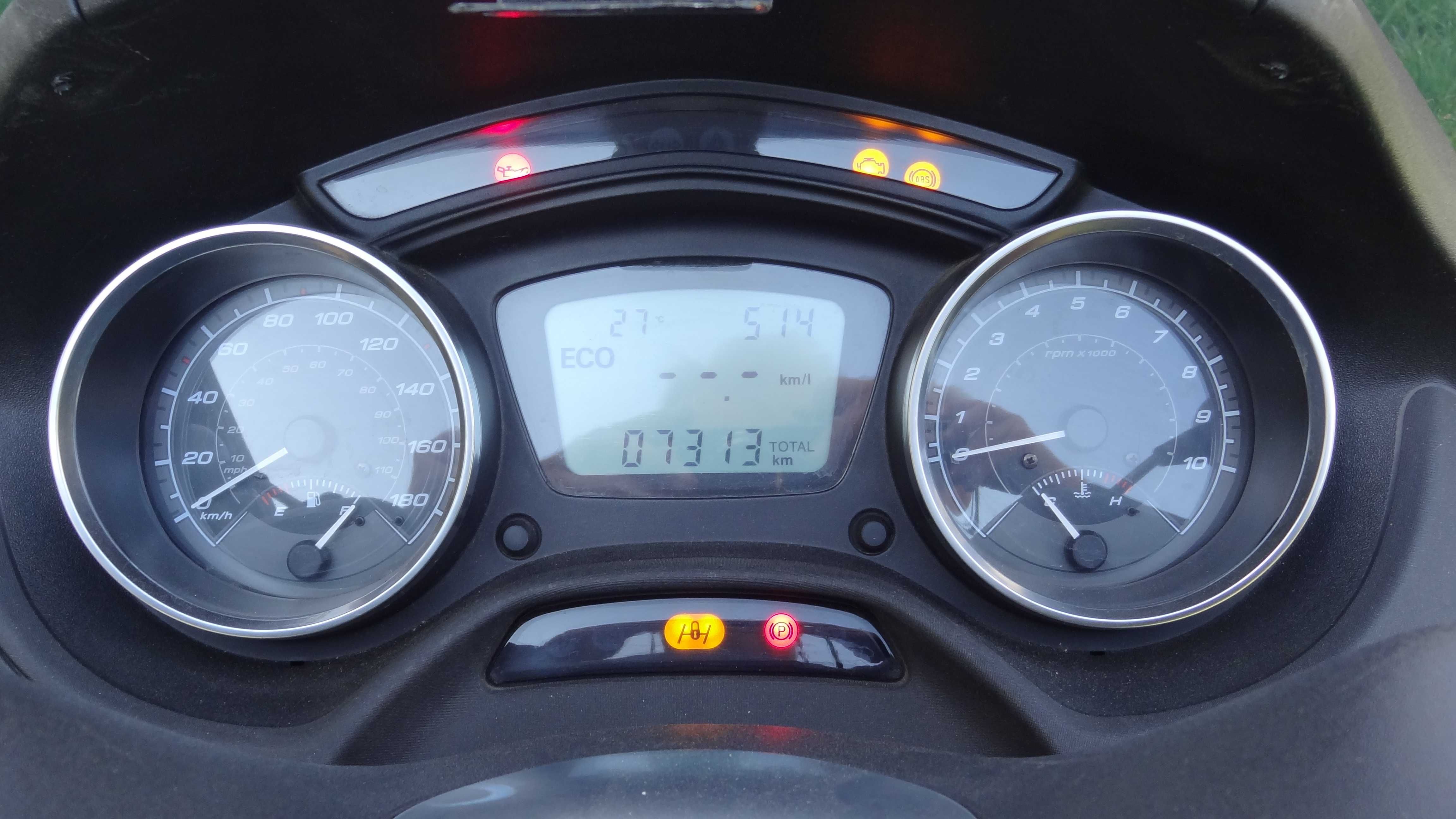 Piaggio MP3 500 LT HPE, niski przebieg 7300 km, rok produkcji 2019