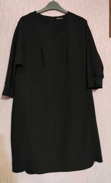 Сукня для пані з формами