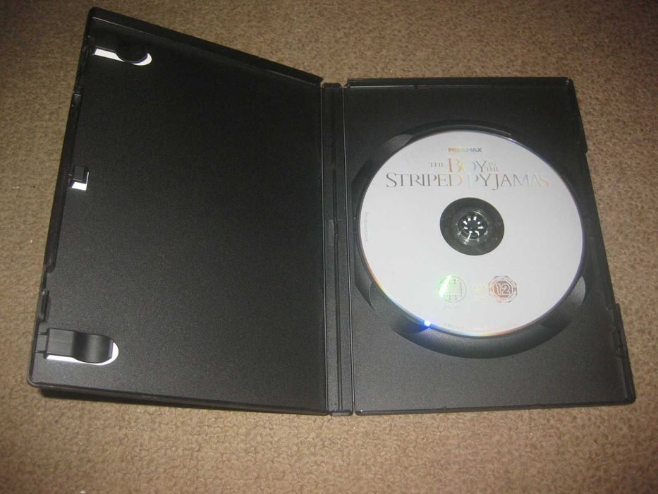 DVD "O Rapaz do Pijama às Riscas" com Asa Butterfield/Raro!