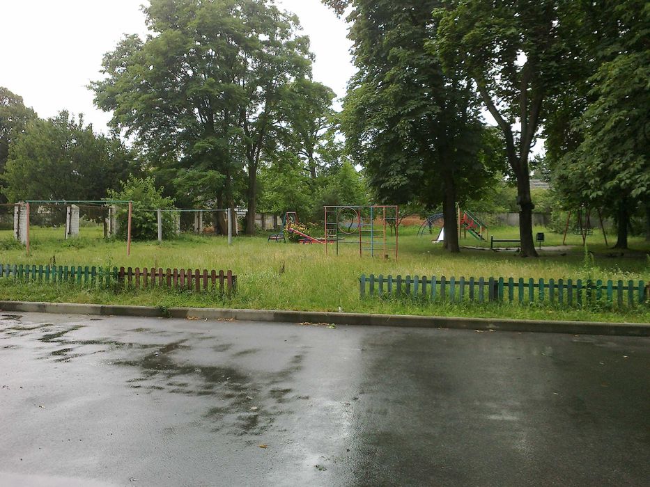 ПРОДАЖ! Найдешевша 2-кім.Кв. 50м2 Окремі.Кімн.Пр.Перемоги. Кирп.Дом