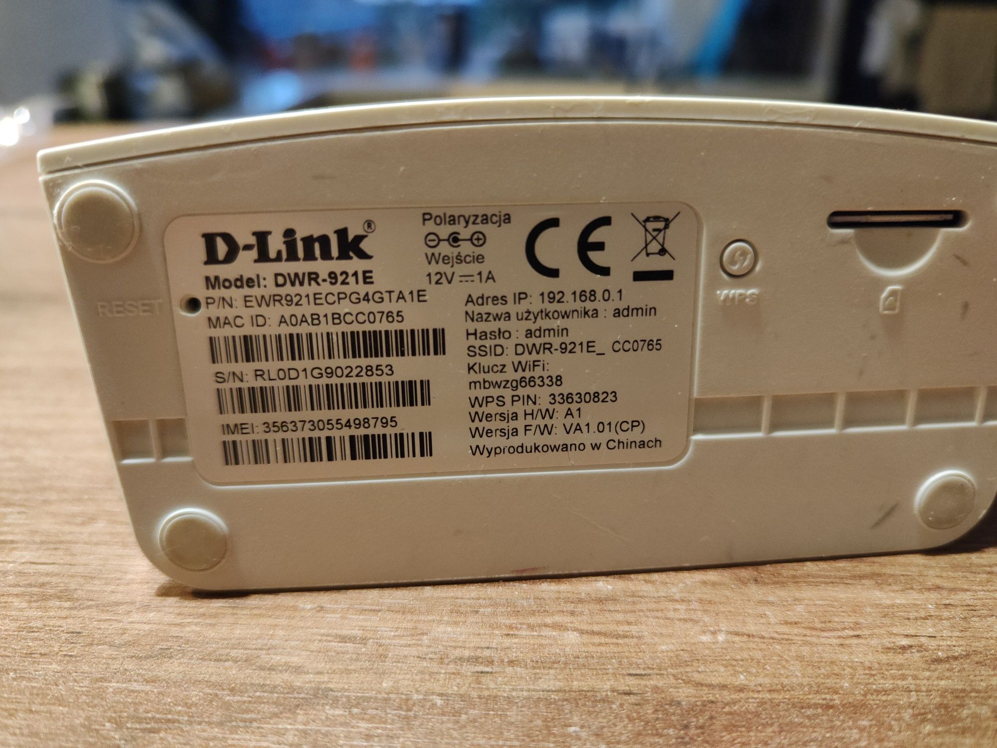 Router  D-Link  DWR 921 SIM