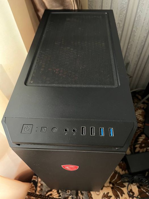 Ігровий компʼютер в зборі Ryzen 5, B450, RX570 8GB, 16RAM + монітор