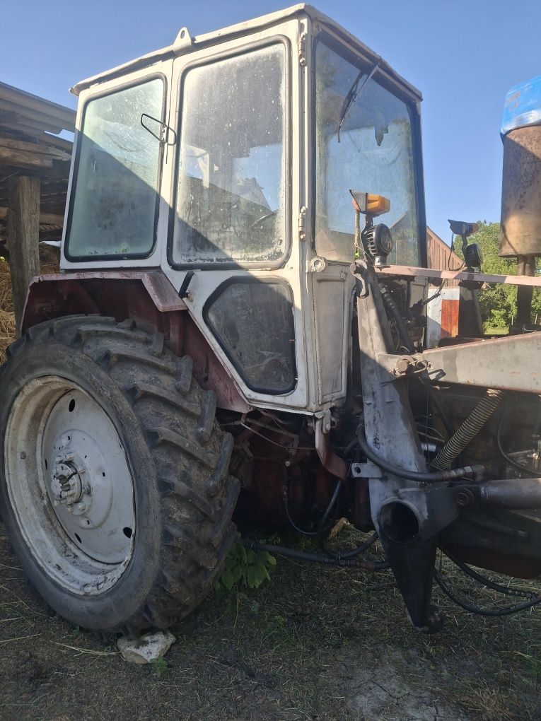 Продам трактора і причіп