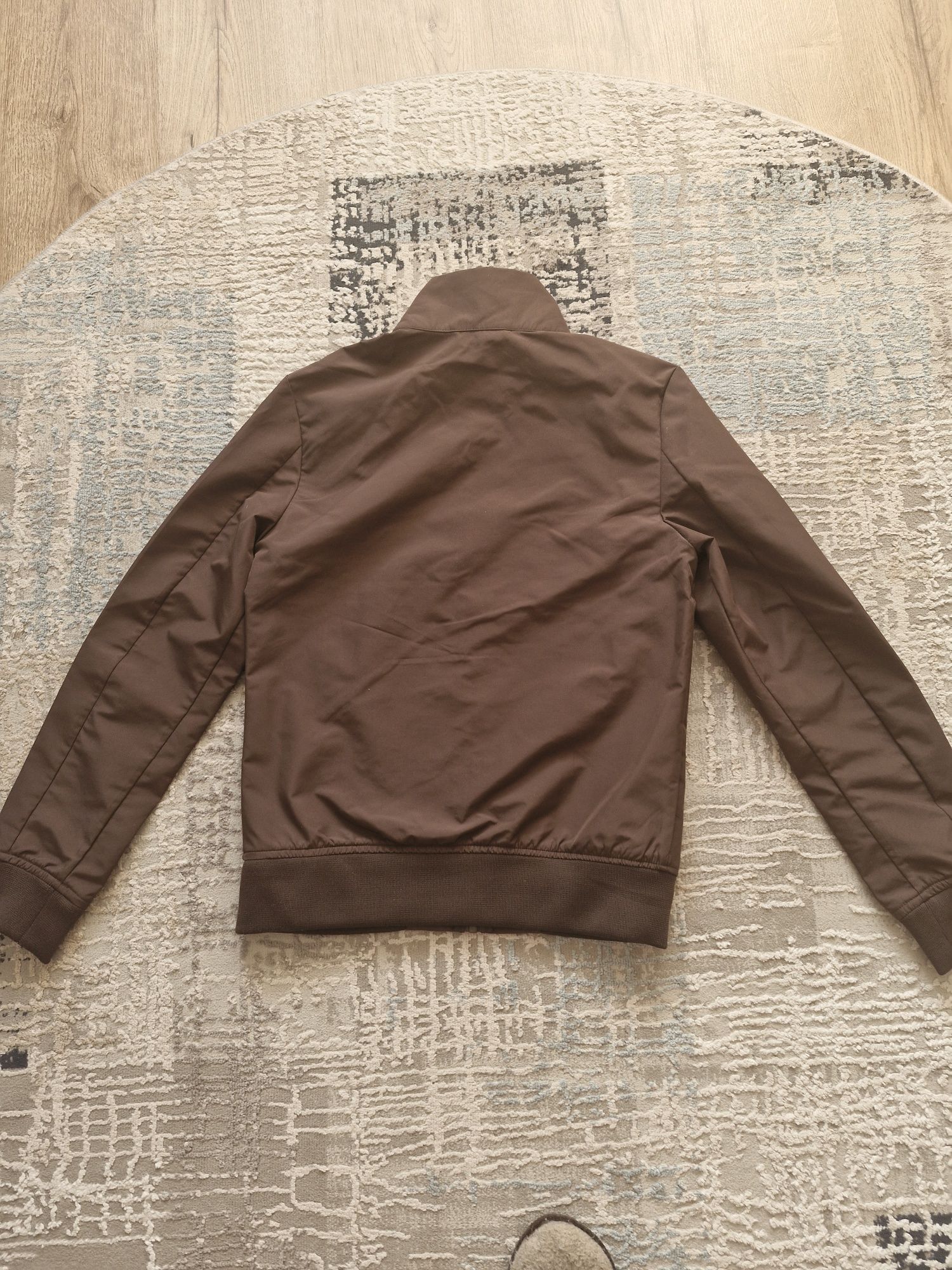 Куртка вітровка Guess XS