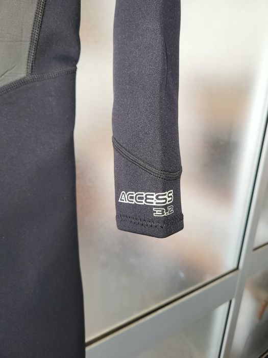 FATO WETSUIT HYPERFLEX L 3/2 vendo o troco