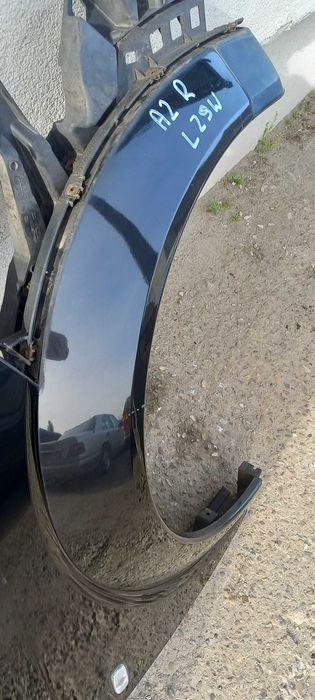 Błotnik Audi A2 LZ9W R/L