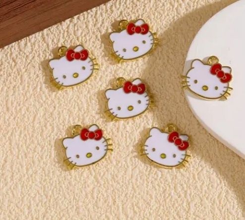 Charmsy hello kitty