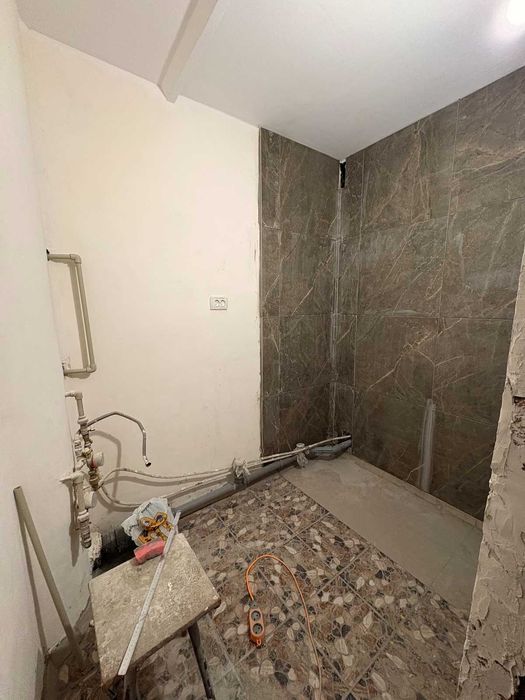 Продаж 2х кімн квартири з роздільними кімнатами .Раковка