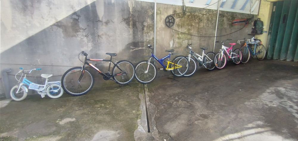 Bike criança 25,€ Roda 26X Val, 85,€ impecável valor unitário./ Outras
