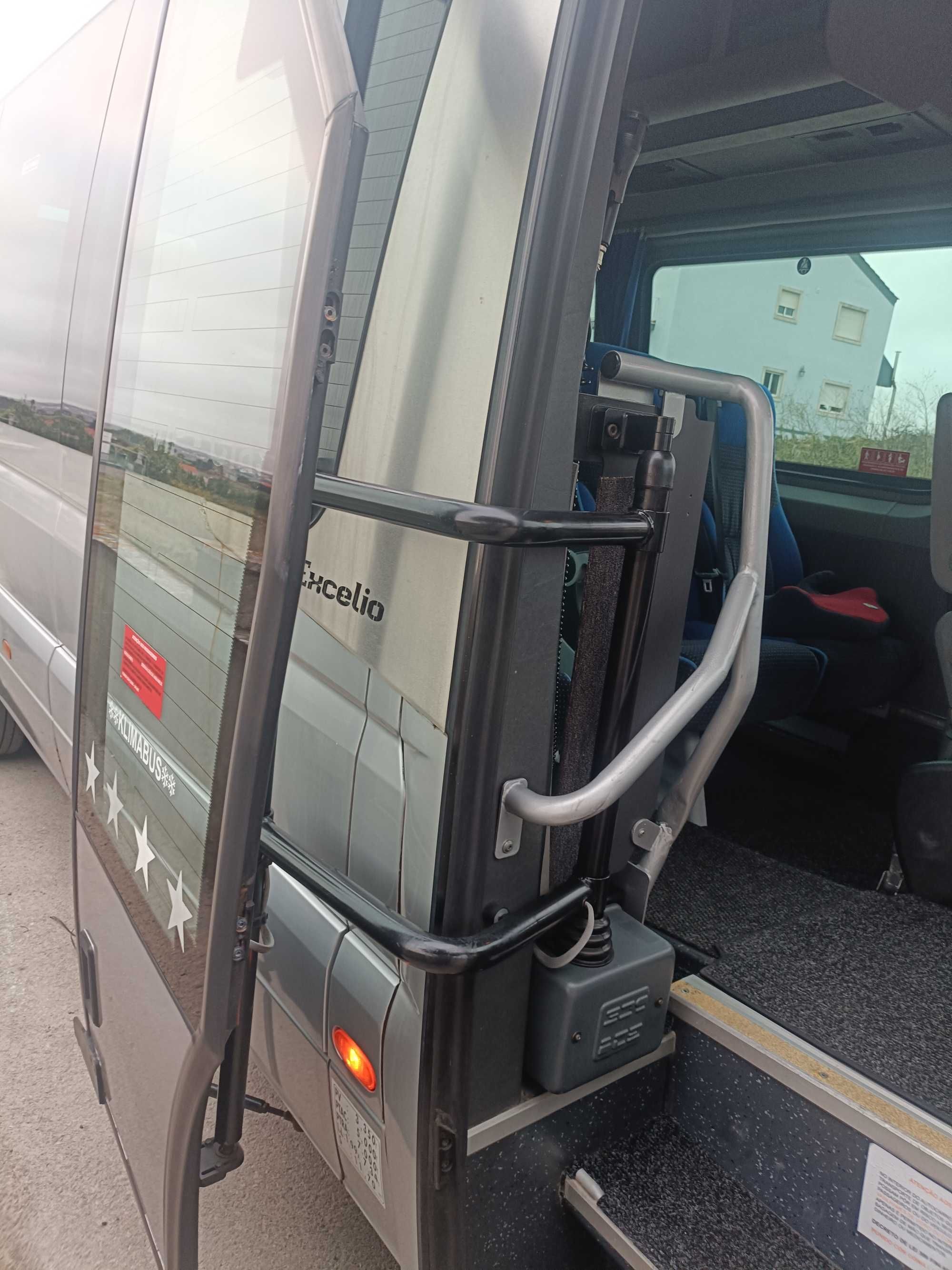 Mini Bus de turismo