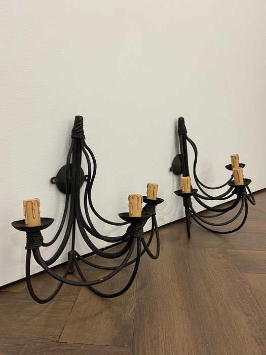 Dois apliques de parede de estilo candelabro