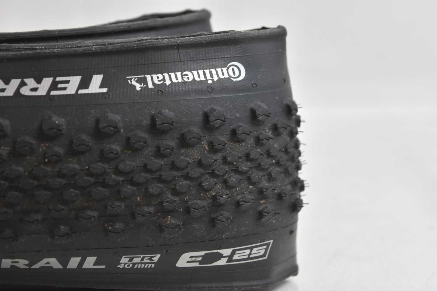 opona zwijana CONTINENTAL terra trail 700x40c ! bdb stan !