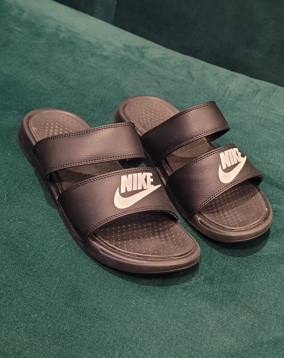 Klapki firmy nike