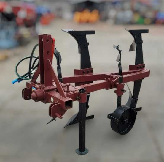 Плуг оборотний з предплужниками 2-25