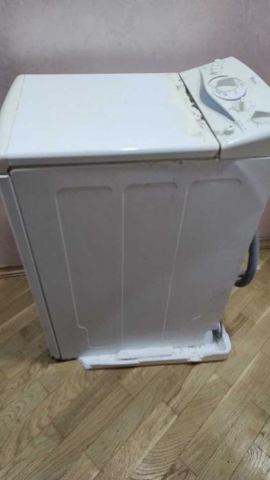 Продам пральну машинку Whirlpool AWT 5108/4 - 1000 на запчастини