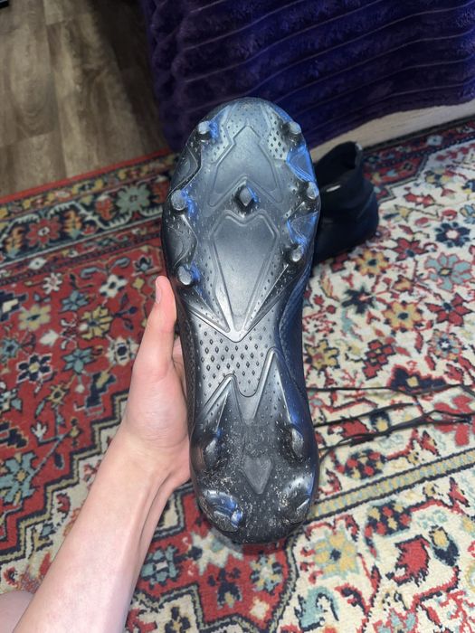 Футбольные бутсы Adidas Predator Laceles FG
