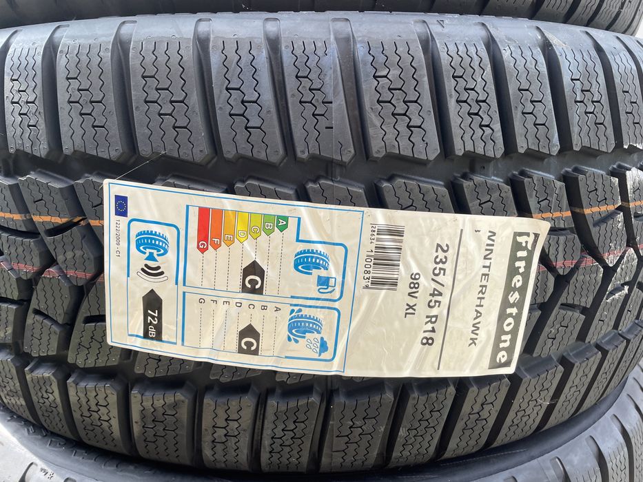 Opony zimowe Firestone Winterhawk 3 235/45 R18 98 V XL Nowe