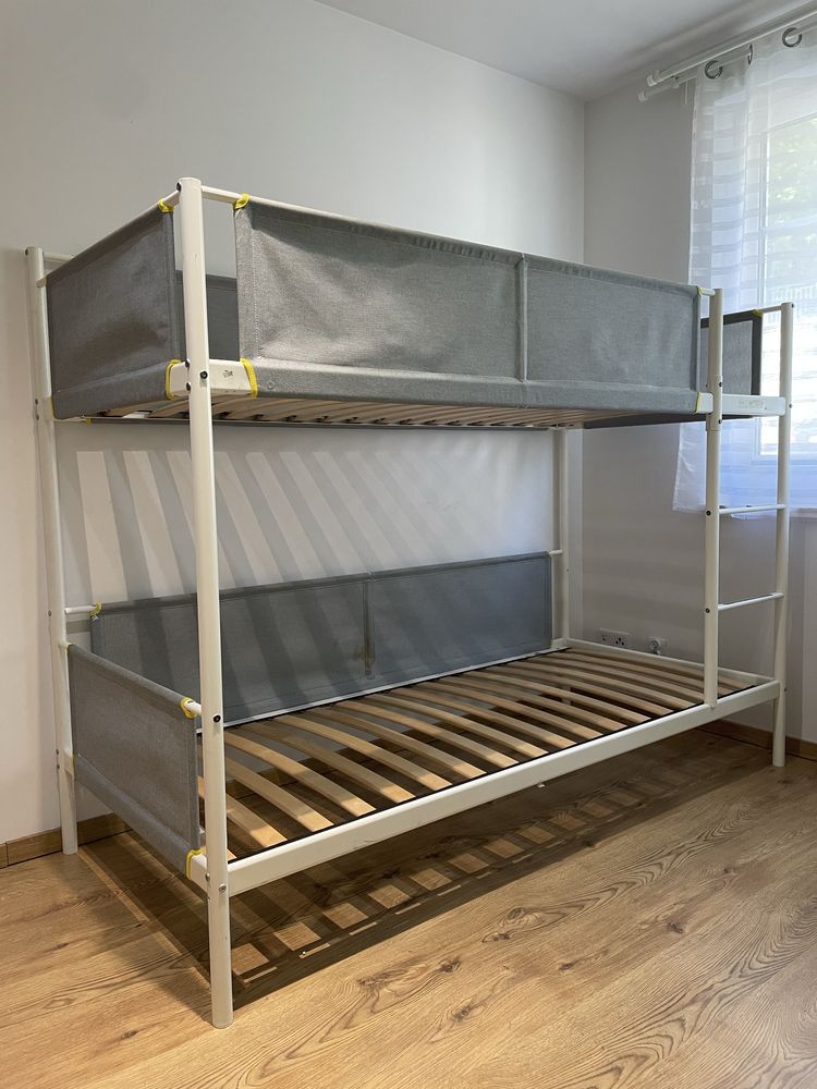 Łóżko pietrowe Ikea VITVAL, białe, 90x200 cm + materac