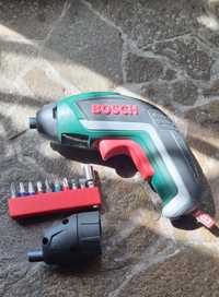 Продам аккумуляторный шуруповерт отвертка  Bosch IXO