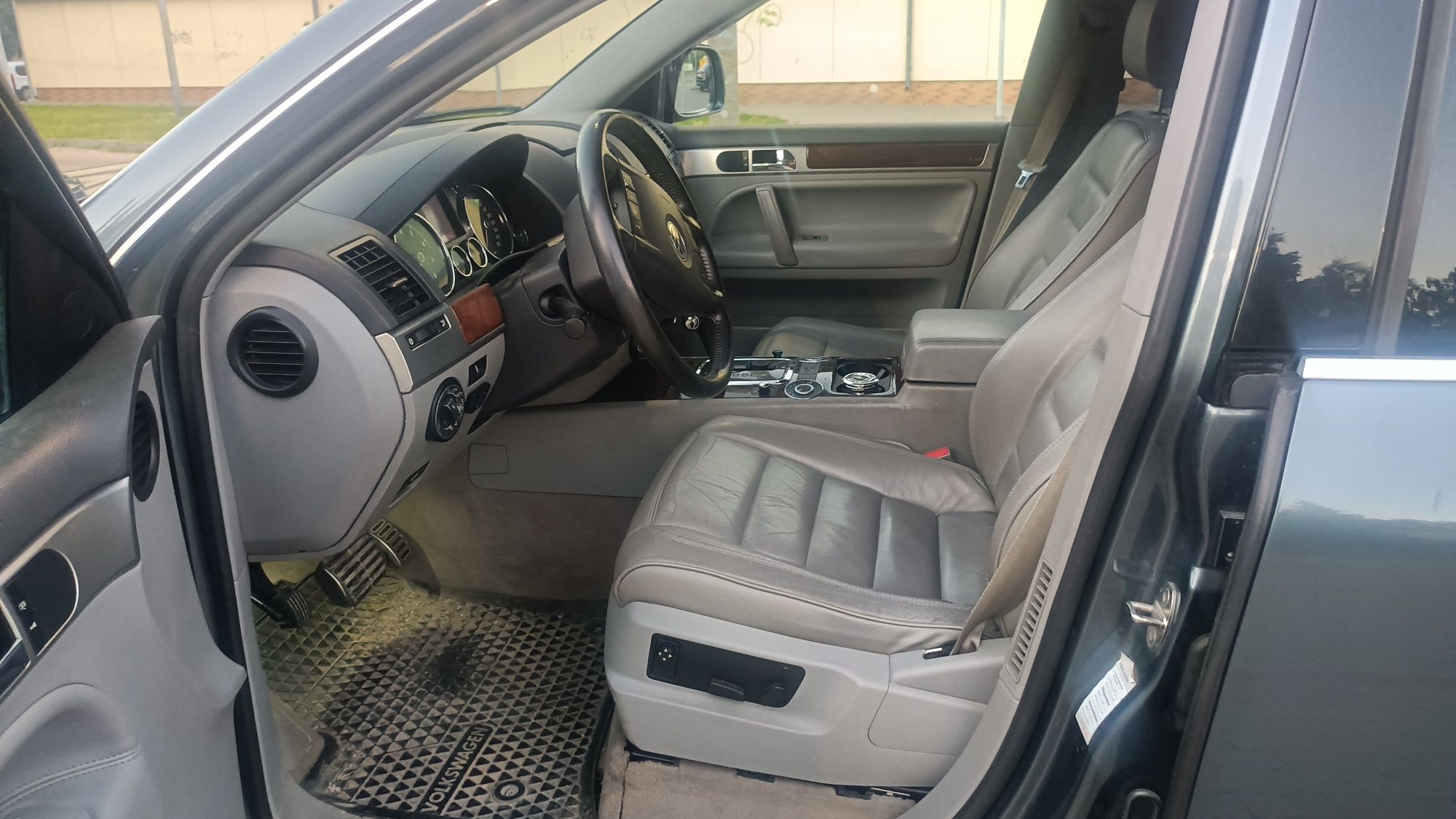 Vw Touareg 4.2 mpi + gaz