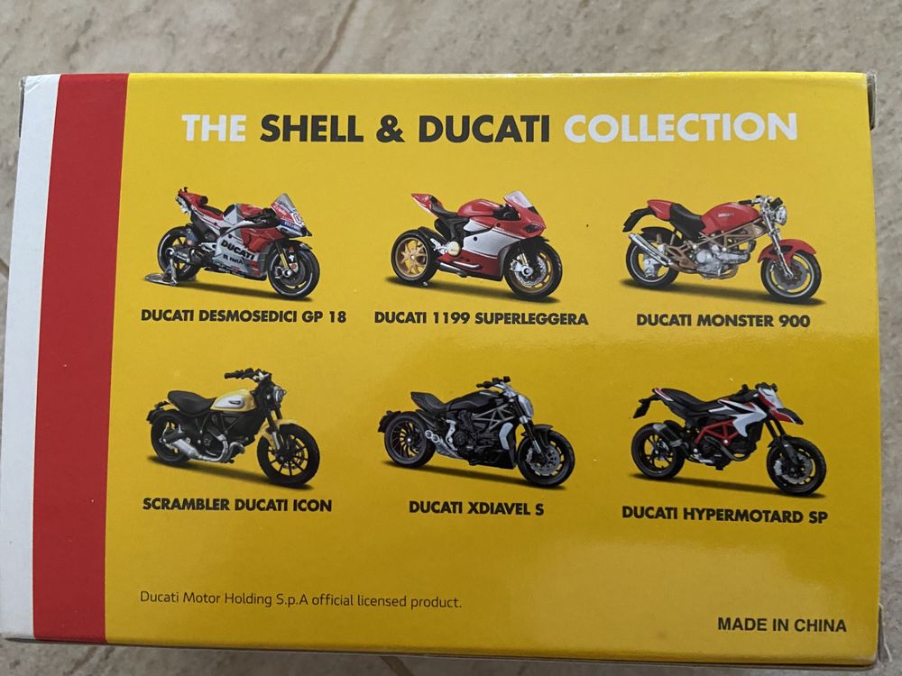 Dukati monster motocykl 900 1:18 shell nowy
