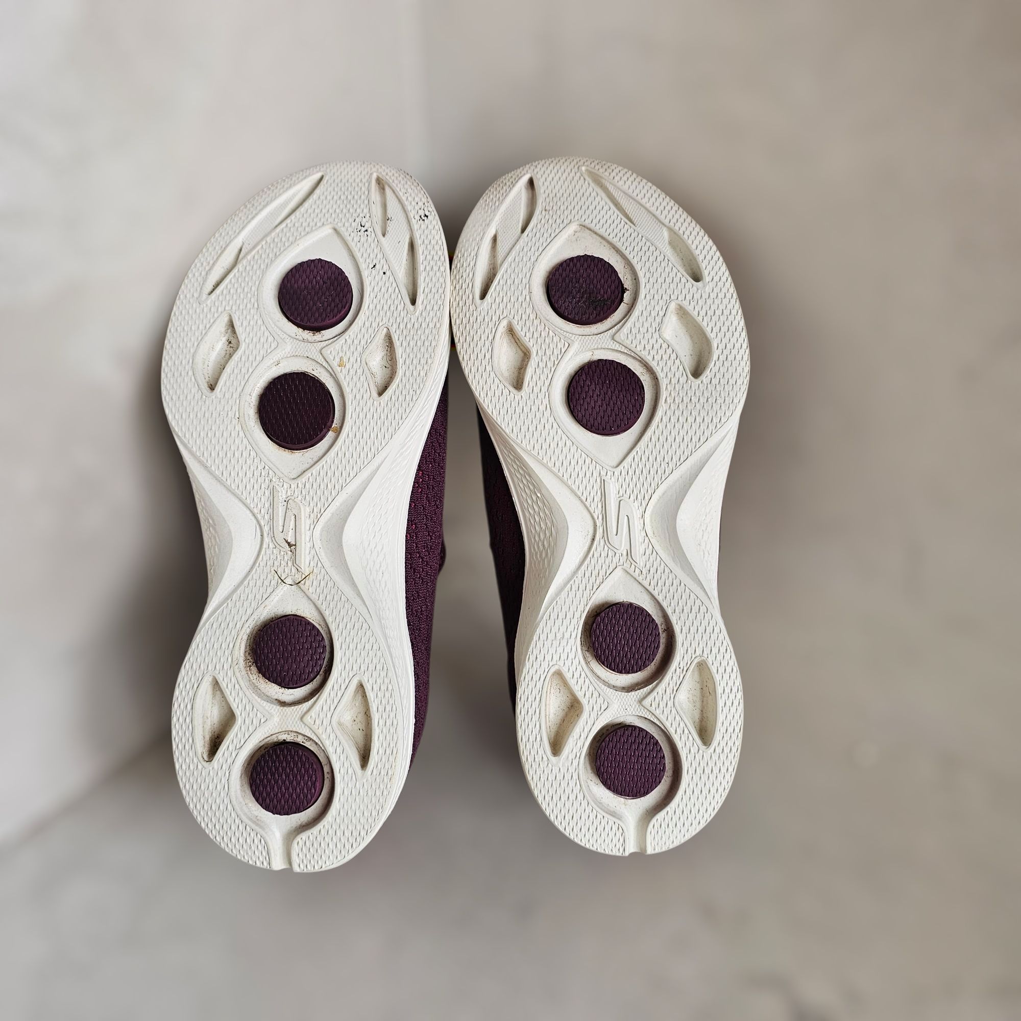 Женские  мокасины, слипоны "Skechers Goga Max"