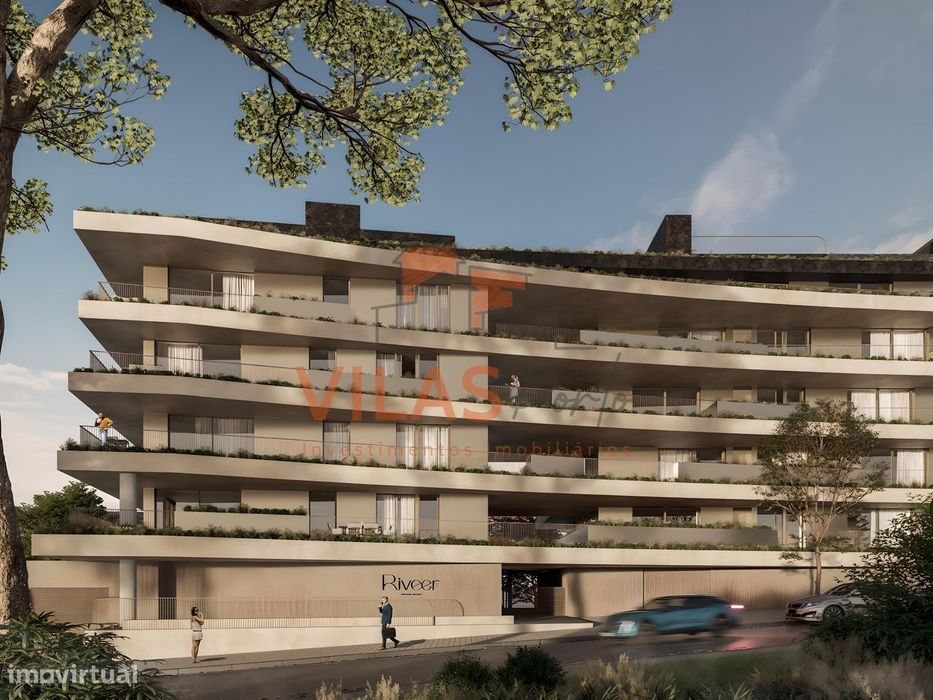 Apartamento de Luxo T3 Condomínio Privado - 3 Frentes - Paços de Fe...