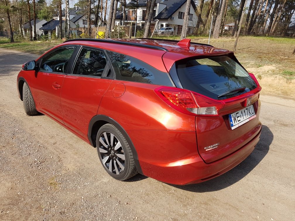 Honda civic tourer 1.8 I-vtec Bezkolizyjna, dofinansowania i zadbana