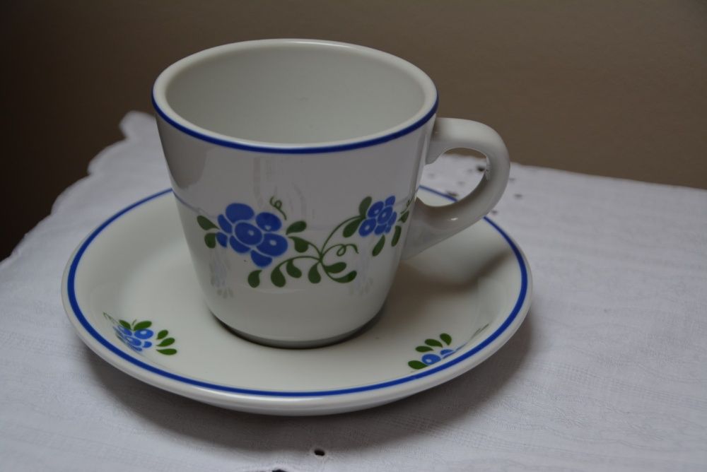 Retro serwis do kawy z motywem kwiatowym