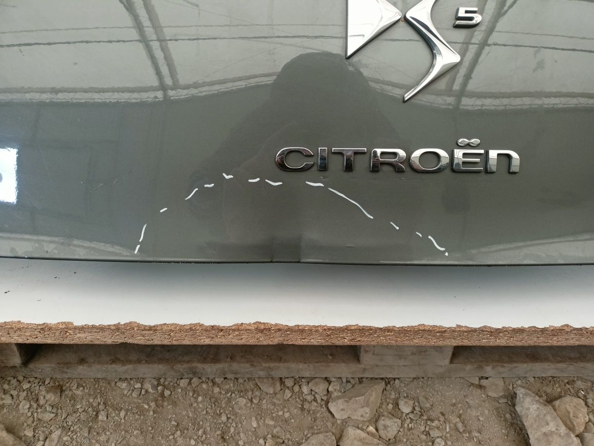 Citroen DS5 DS 5 klapa tylna tył bagażnika szyba