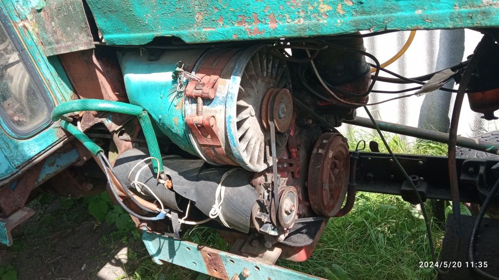 Т-25 саморобний, двигун
