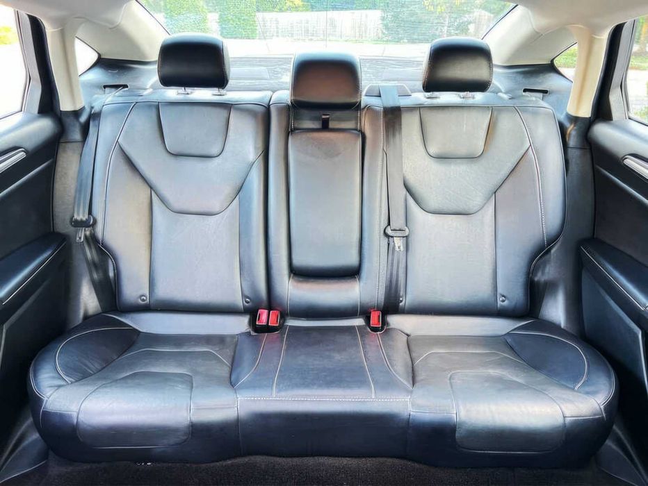 Ford Fusion Titanium      2020
