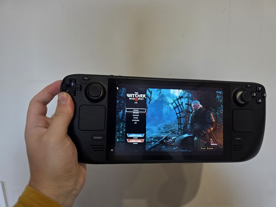 Steam Deck 512GB LCD — идеальное состояние, полный комплект