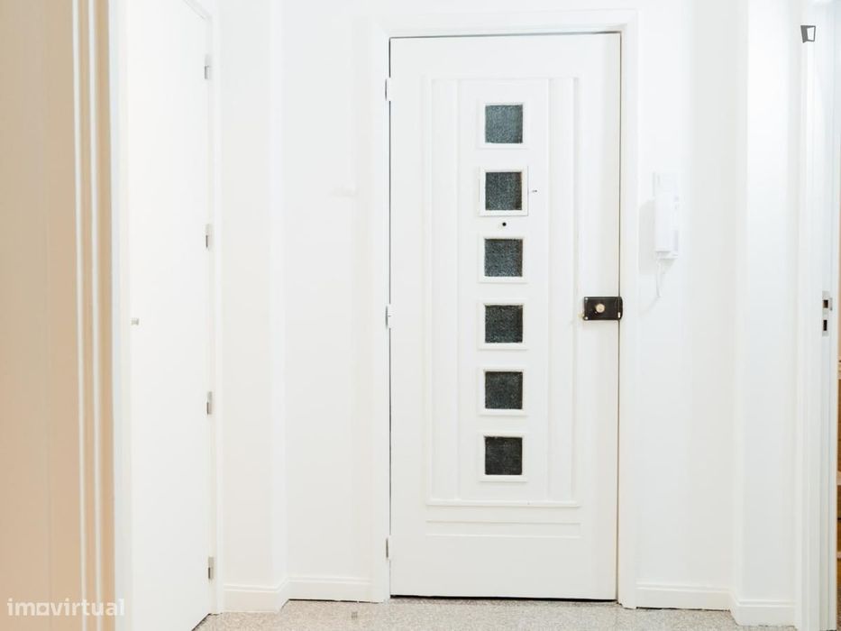 Quarto - localizado em Cedofeita Porto