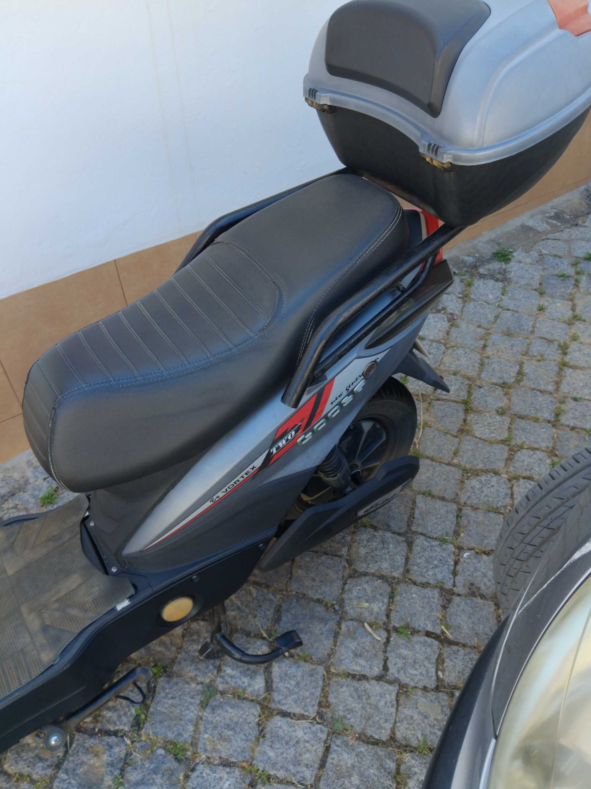 Moto eléctrica  usada