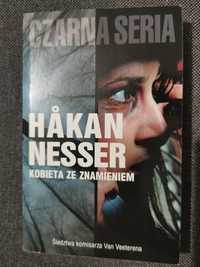 Hakan Nesser - Kobieta ze znamieniem