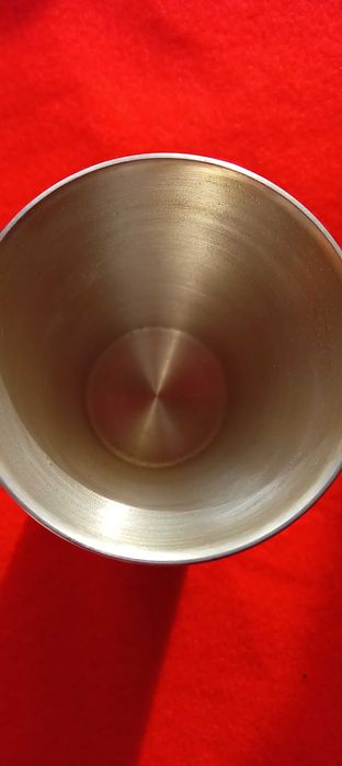 Вишукані речі з олова, стакан