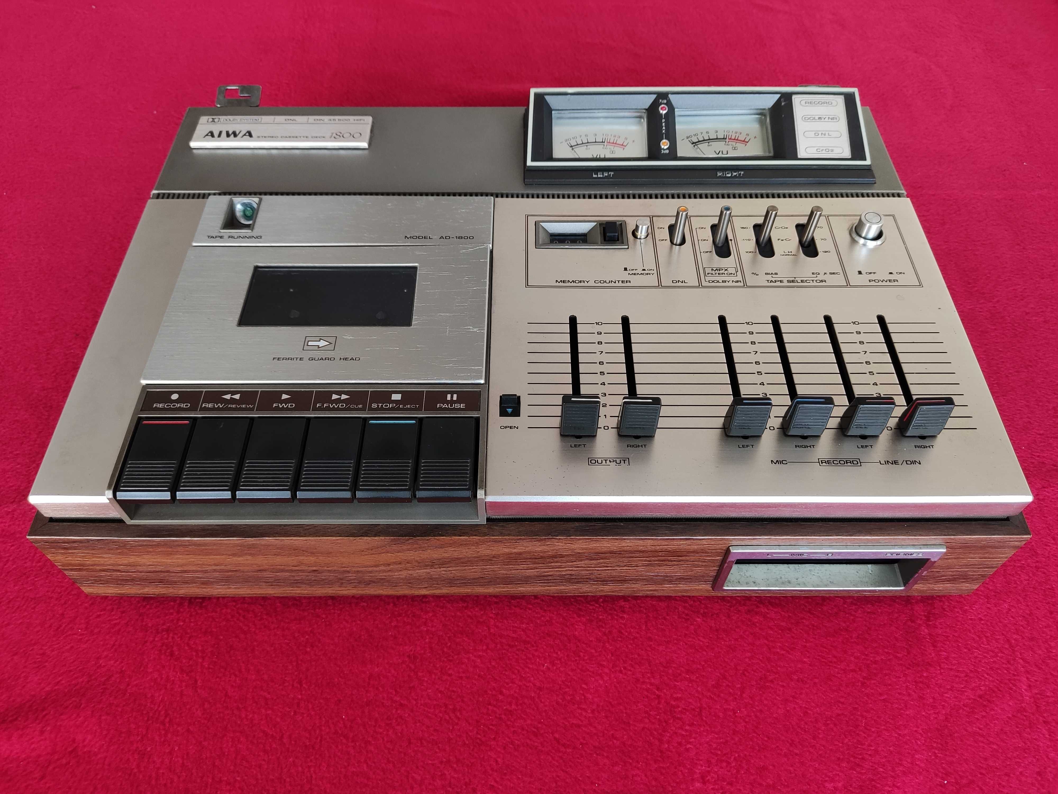 Aiwa AD-1800 Stereo Cassette Deck