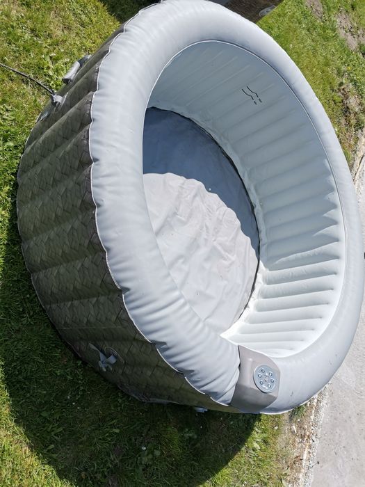 Sprzedaż jacuzzi dmuchanych Hit! 4 osobowe bez pokrywy 900zl/szt