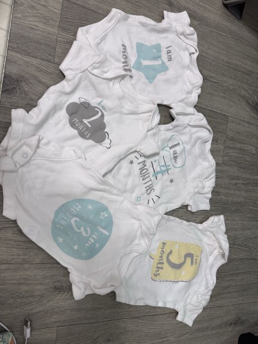 Боді на кожен місяць від 1-12