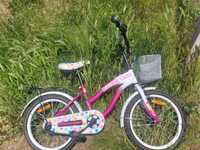 Велосипед для дівчинки, діаметр колес 18"