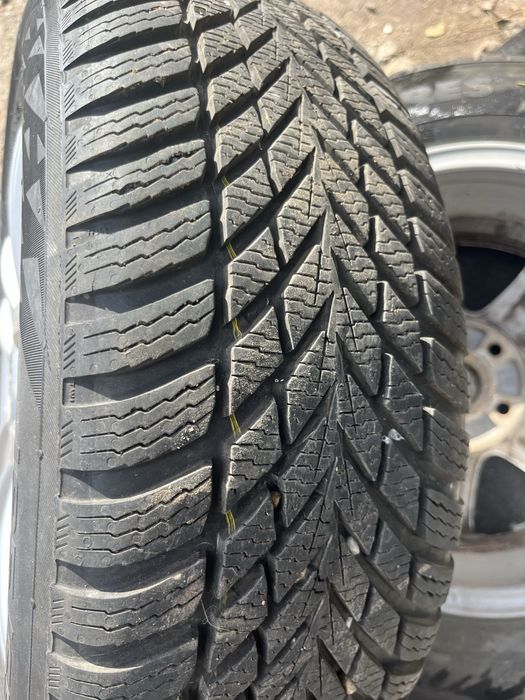Зимові шини Nokian Snowproof 2 195/65R15 91T