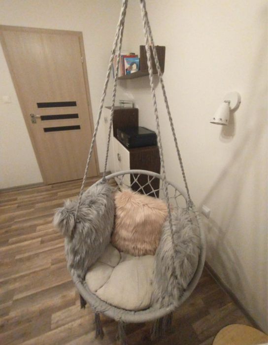 Bocianie gniazdo z poduszkami