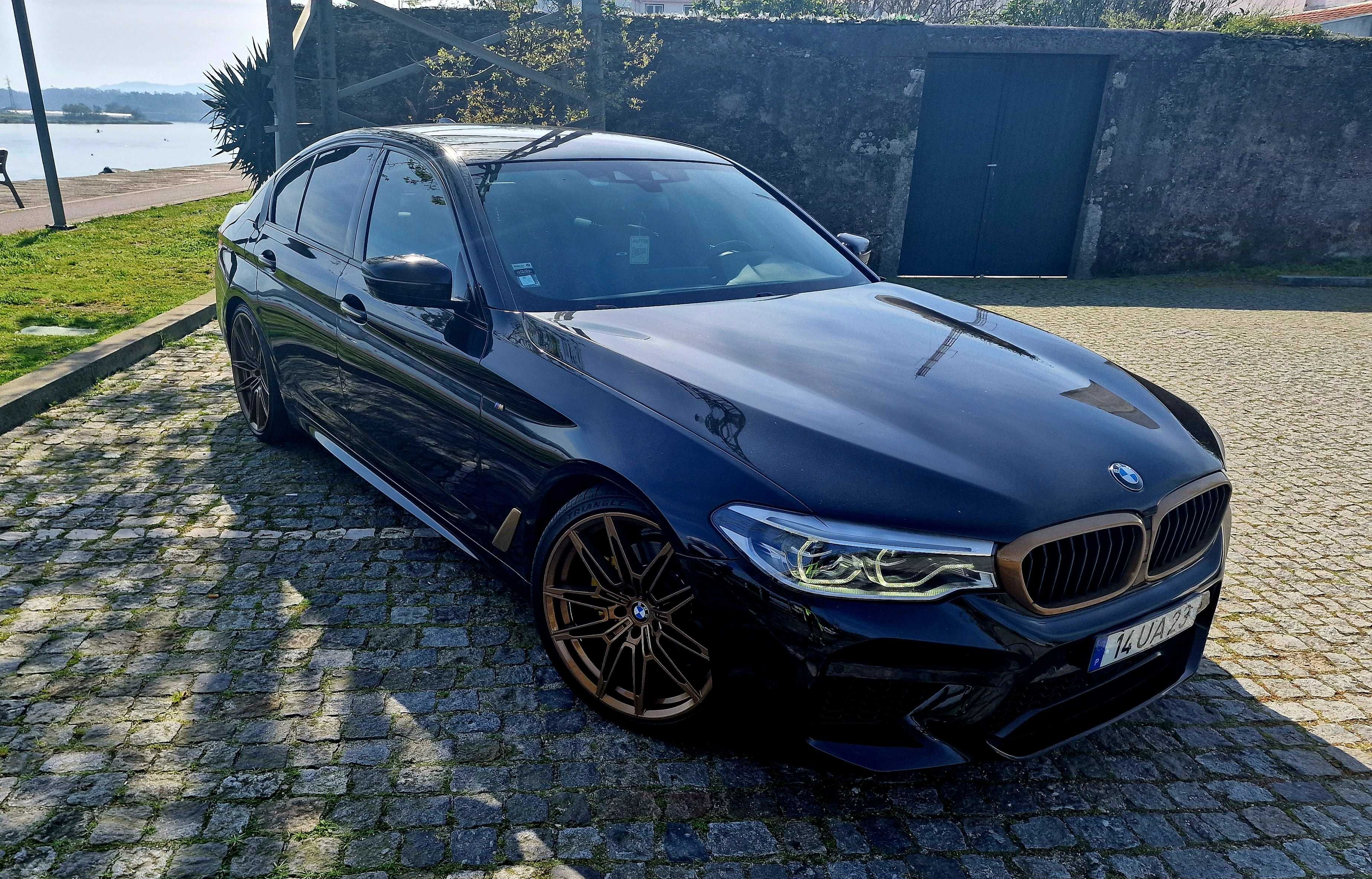 BMW 520 G30  12/2017