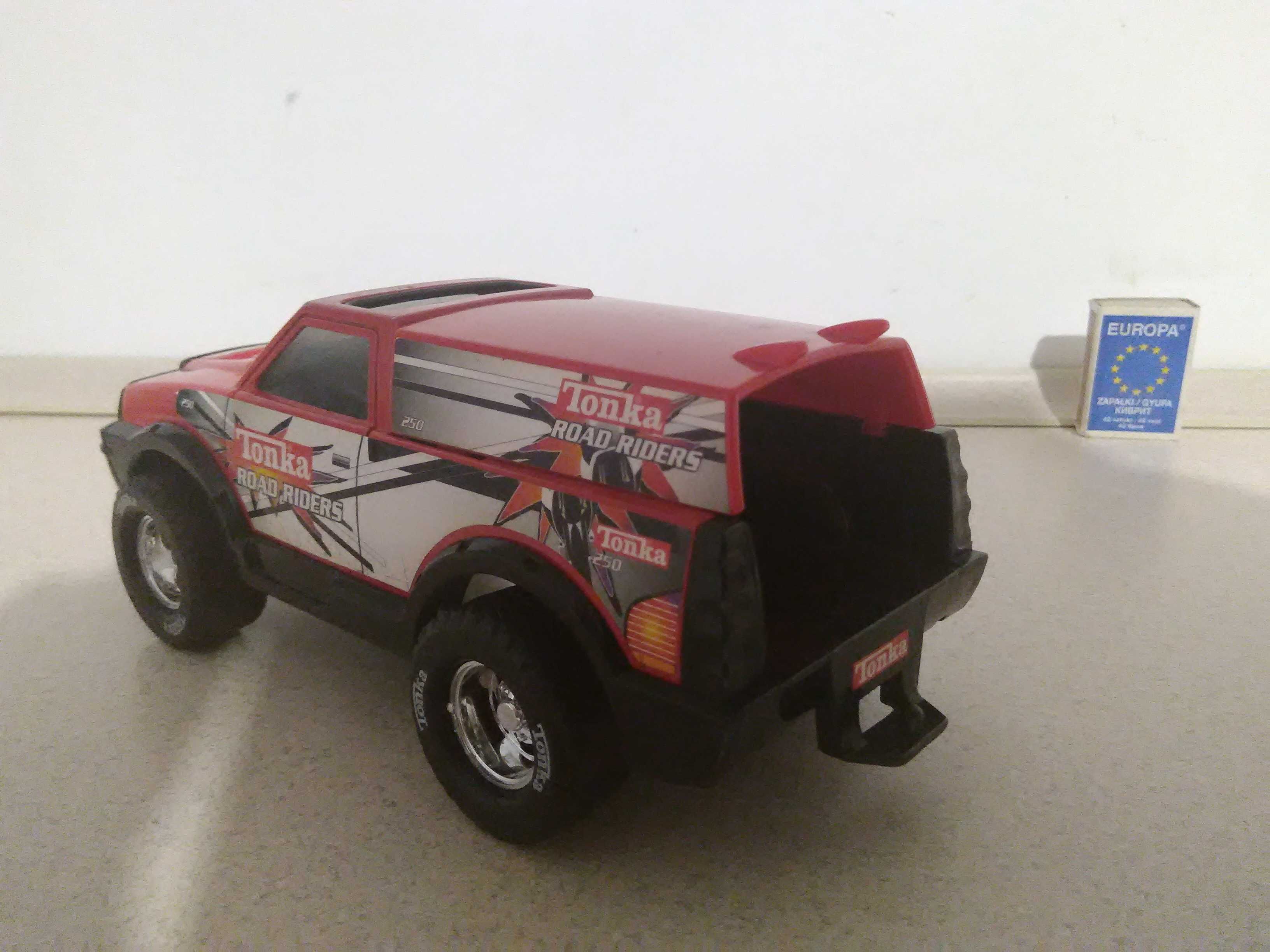 stara zabawka PRL blaszana Tonka Hasbro Jeep Off Road 4×4 pickup 1:24