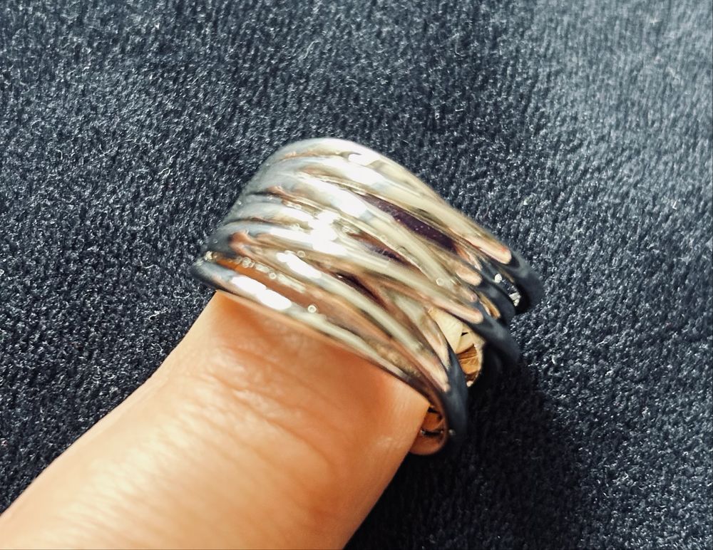 szeroki pierścionek obrączka szerokość 1,9 cm kolor srebrny stal nowy