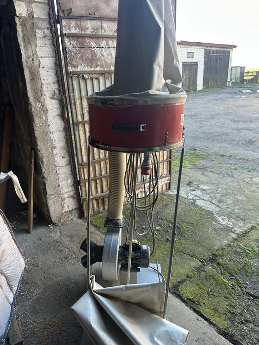 Wyciag trocin ,pyłu