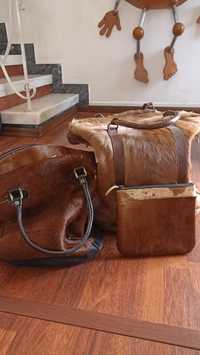 Conjunto de dois sacos de viagem +pochete em pêlo de antílope vintage